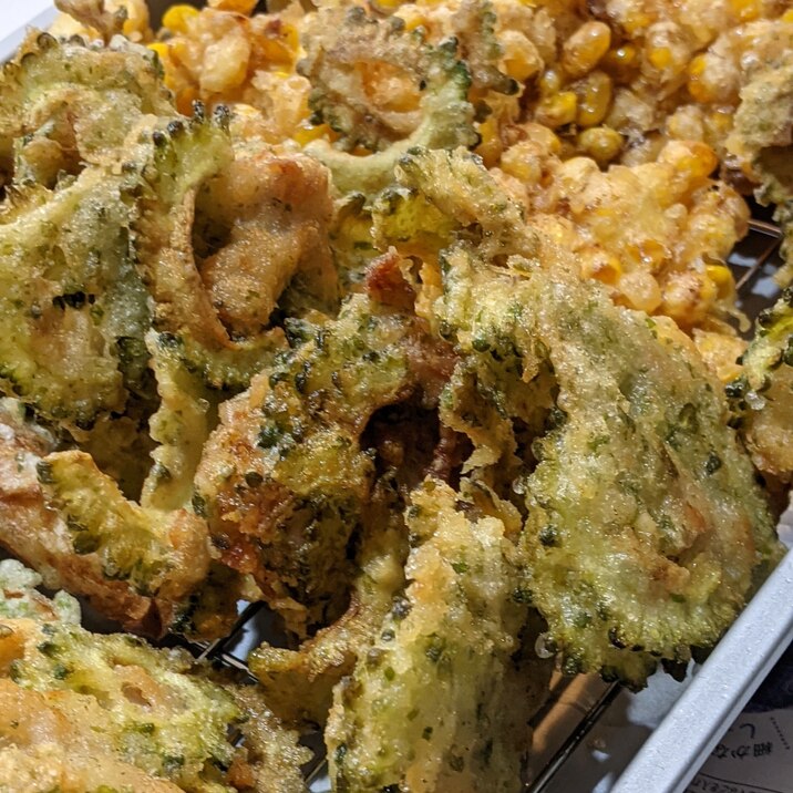 タレも絶品♡苦くない!ゴーヤと豚肉のかき揚げ